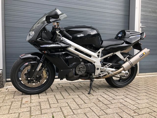 aprilia - sl-1000-falco