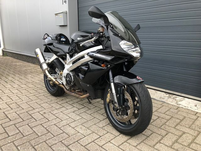 aprilia - sl-1000-falco