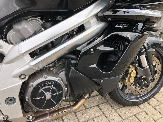 aprilia - sl-1000-falco