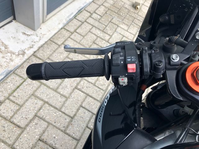 aprilia - sl-1000-falco