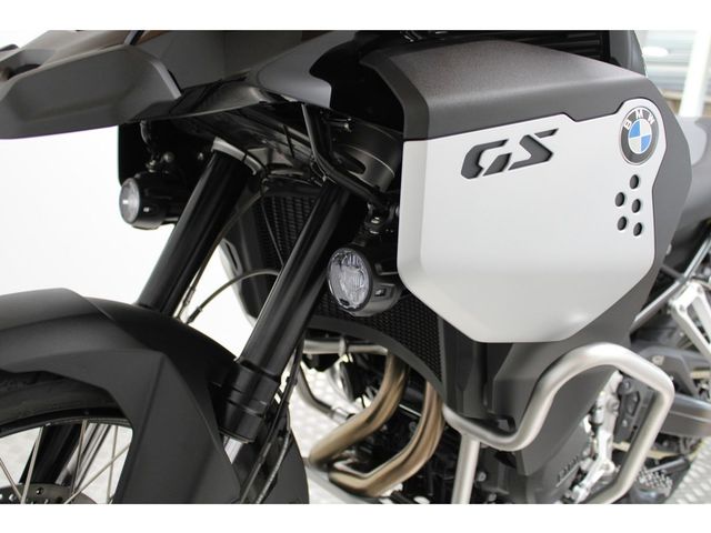 bmw - f-900-gs-adventure