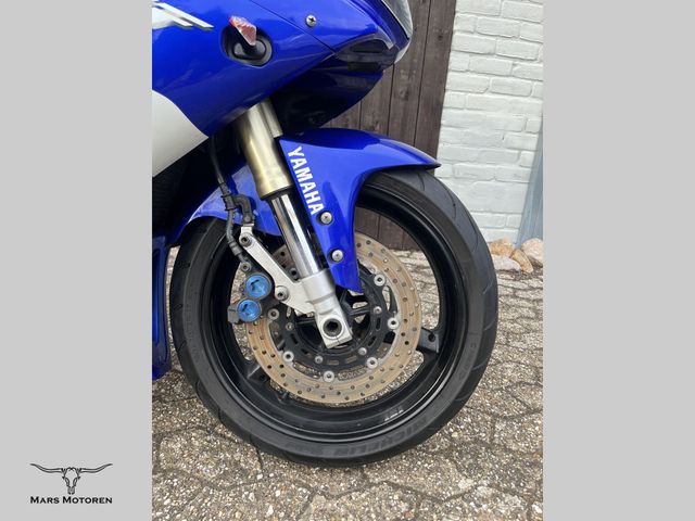 yamaha - yzf-r1