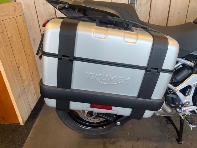 triumph - tiger-1200-gt