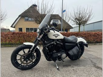Harley-Davidson Sportster Iron XL 883 N 2018 occasion