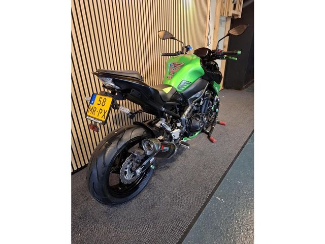 kawasaki - z900