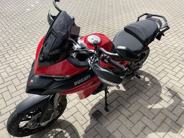 ducati - multistrada-v2-s
