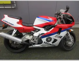 Honda CBR 400 RR 1991 occasion