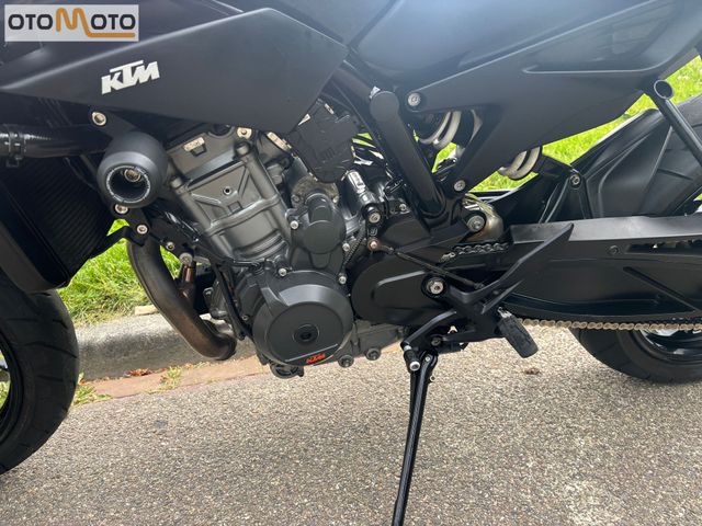 ktm - 890-duke