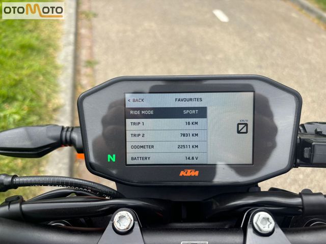 ktm - 890-duke