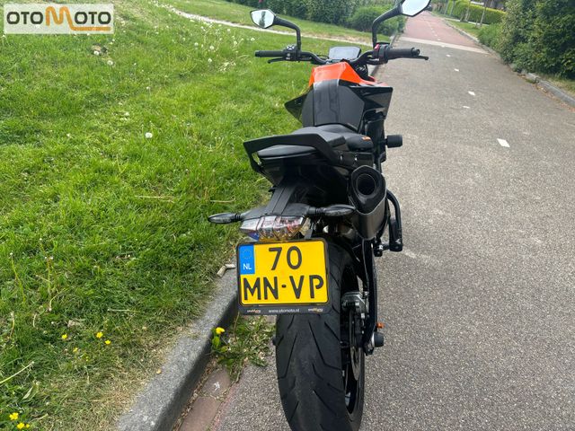 ktm - 890-duke