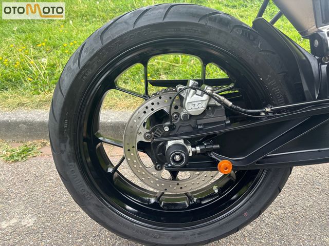 ktm - 890-duke