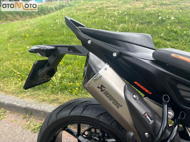 ktm - 890-duke