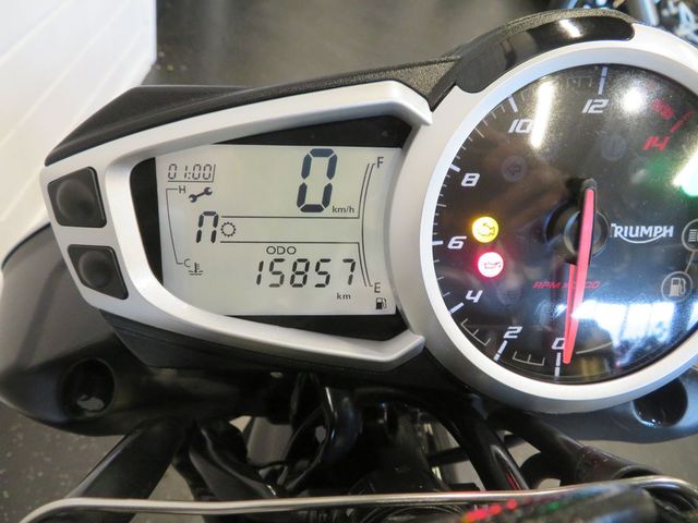 triumph - street-triple-675