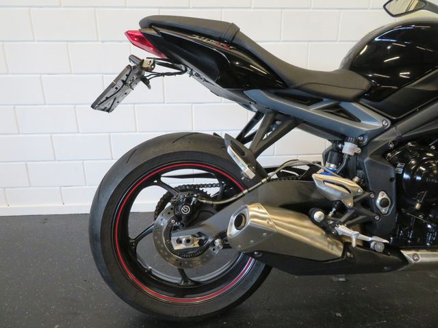 triumph - street-triple-675
