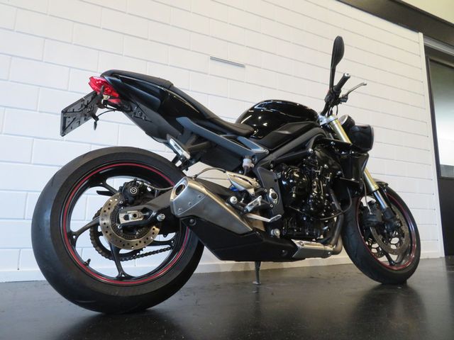 triumph - street-triple-675