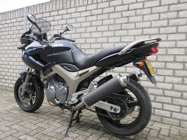 yamaha - tdm-900