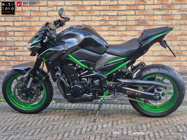 kawasaki - z900