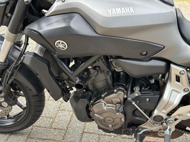 yamaha - mt-07-abs