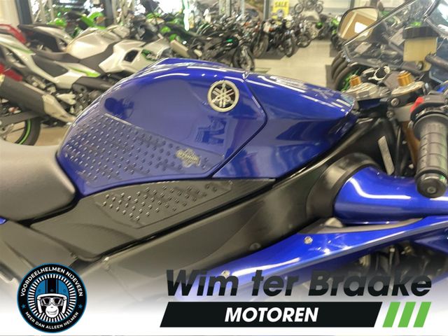 yamaha - yzf-r1