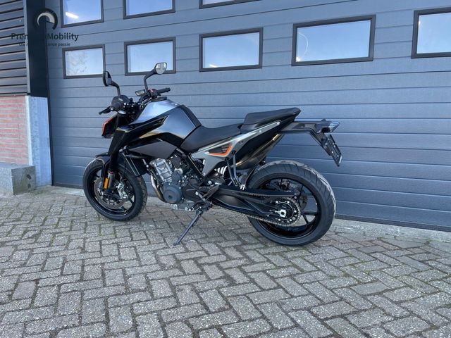 ktm - 790-duke
