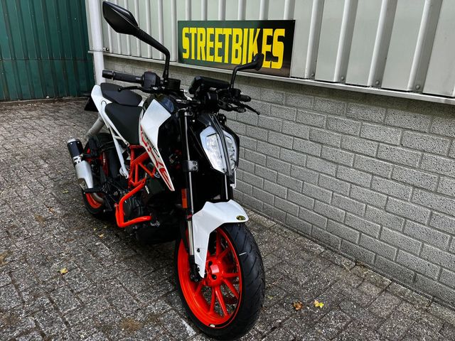 ktm - 390-duke-abs