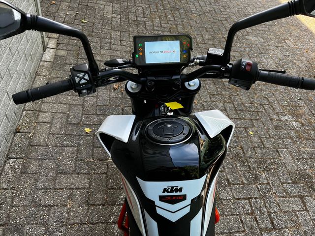 ktm - 390-duke-abs