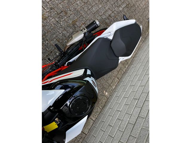 ktm - 390-duke-abs
