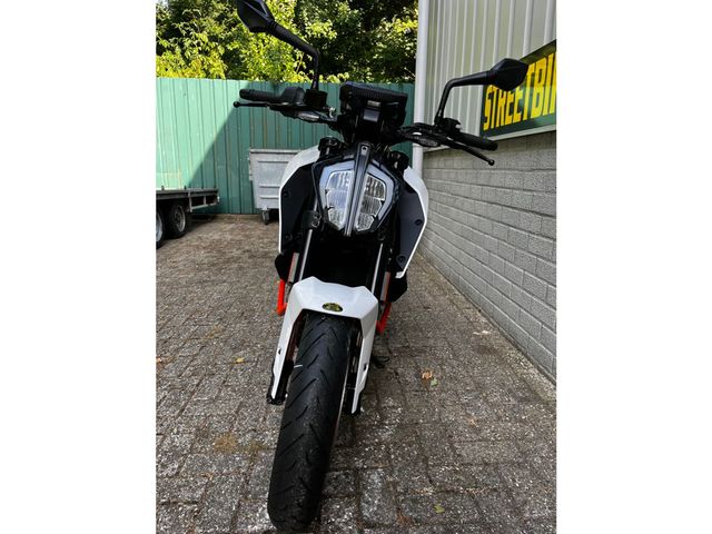 ktm - 390-duke-abs