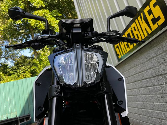 ktm - 390-duke-abs