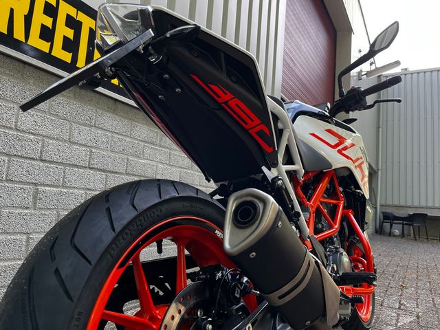 ktm - 390-duke-abs
