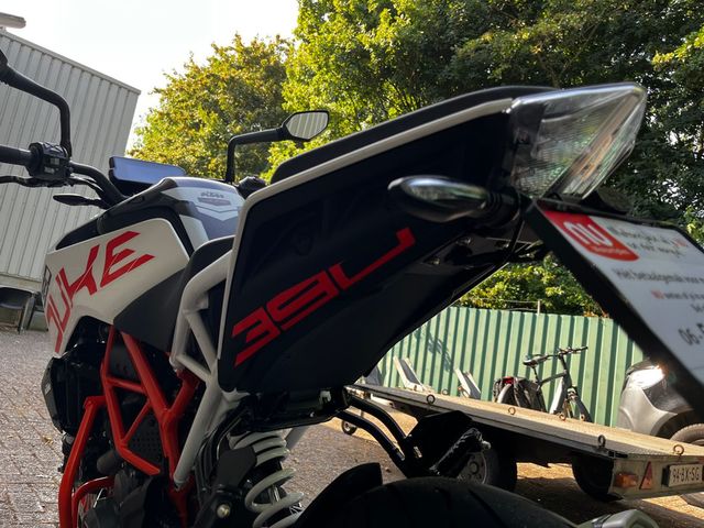 ktm - 390-duke-abs