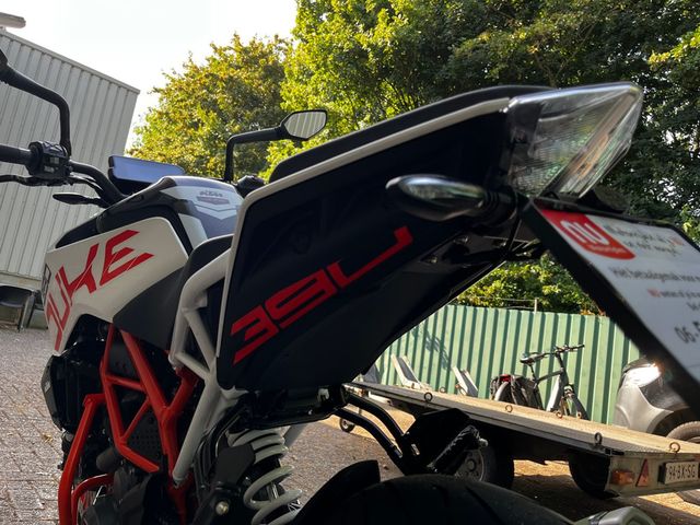 ktm - 390-duke-abs