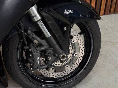 KAWASAKI GTR 1400 – foto 3