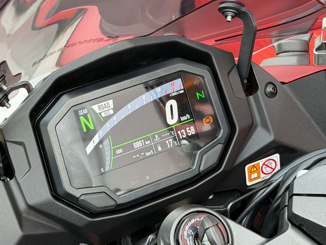 kawasaki - ninja-1000sx-tourer