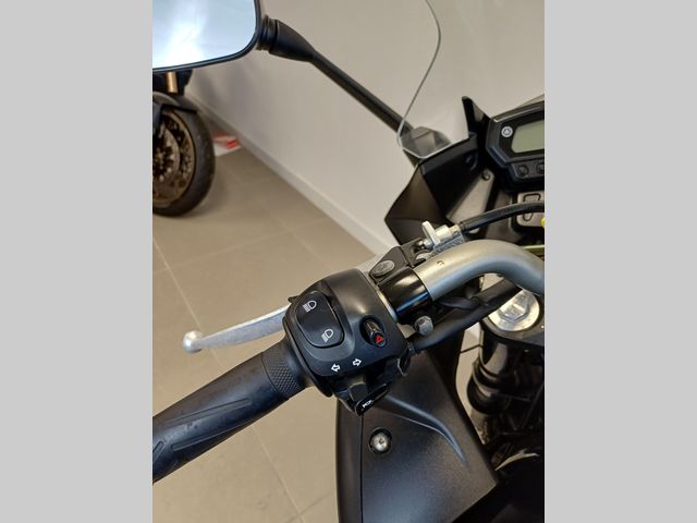 yamaha - xj-6-abs