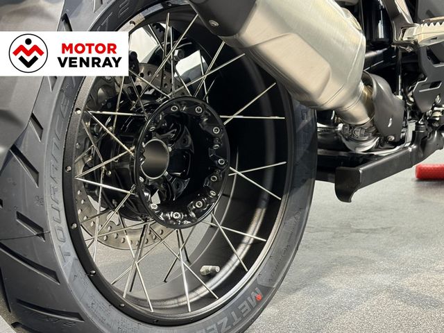 bmw - r-1300-gs-adventure