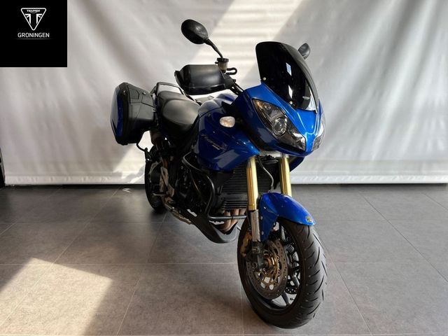 triumph - tiger-1050