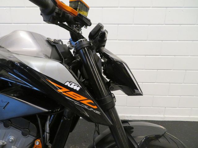 ktm - 790-duke-l
