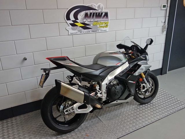 aprilia - rsv-4-1100