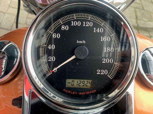 harley-davidson - road-king-classic-flhrc