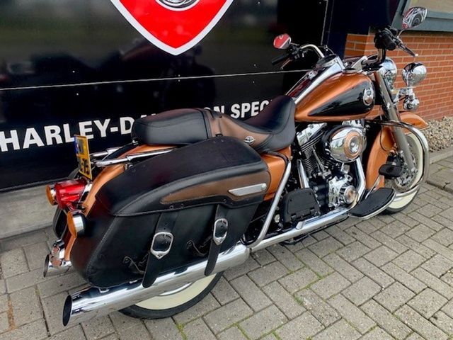 harley-davidson - road-king-classic-flhrc