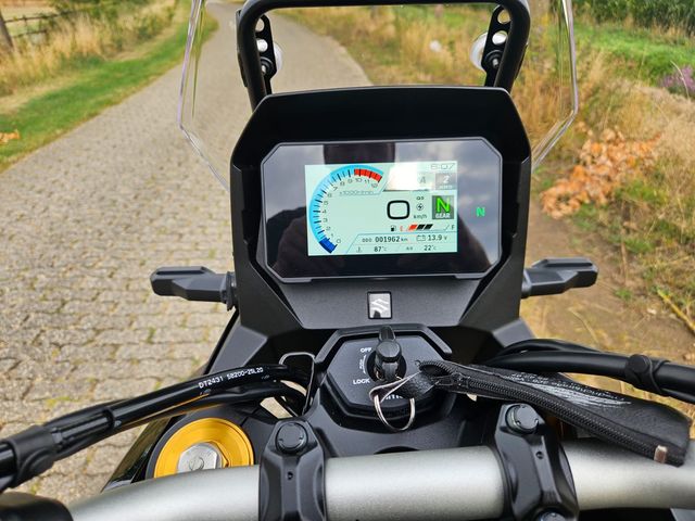 suzuki - v-strom-800-de