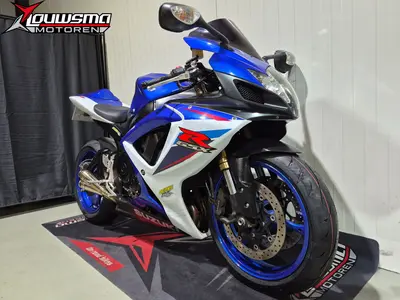 SUZUKI GSX-R 600 – foto 4
