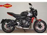 TRIUMPH TRIDENT 660