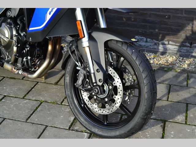 suzuki - v-strom-800