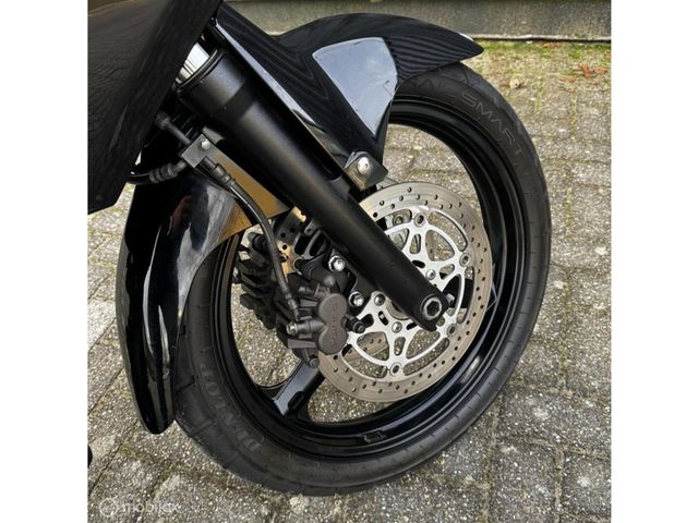 suzuki - v-strom-1000