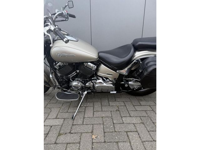 yamaha - xvs-650-a-dragstar-classic