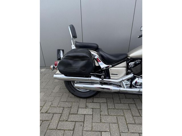 yamaha - xvs-650-a-dragstar-classic