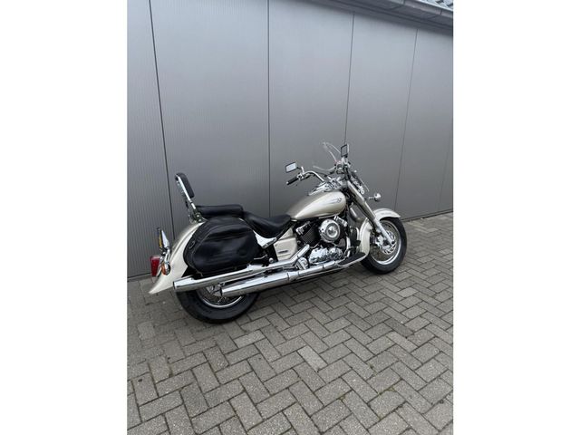 yamaha - xvs-650-a-dragstar-classic