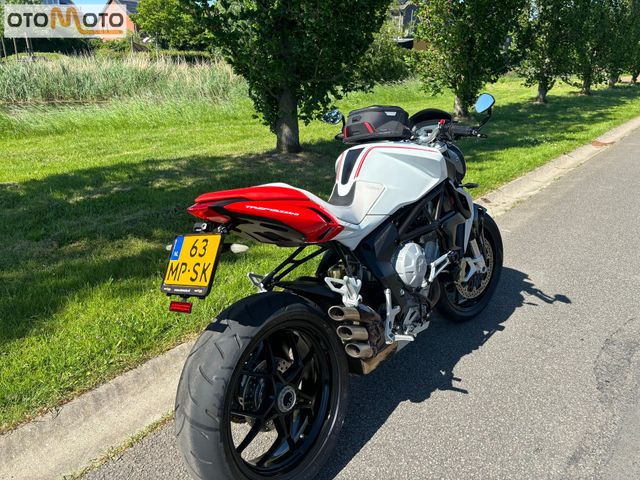 mv-agusta - brutale-800